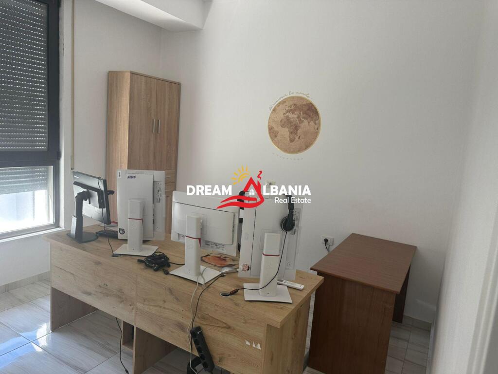 Empty 2+1 space for rent near Fushes Sportit in Ali Dem, Tirana (ID 42611351)