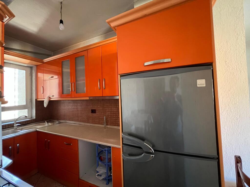 In vendita, Appartamento 2+1+Balcone, stadio ”Gjorgji Kycyku”- Pogradec.