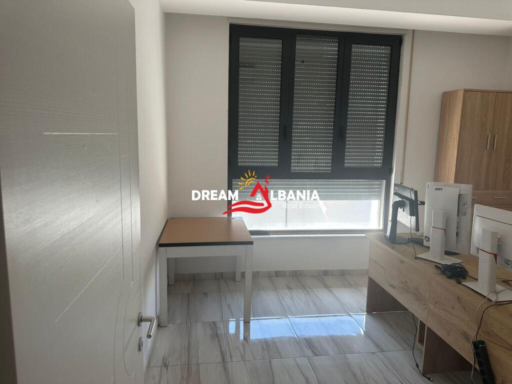 Empty 2+1 space for rent near Fushes Sportit in Ali Dem, Tirana (ID 42611351)