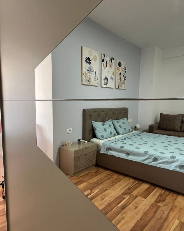 Selvia, studio apartment for rent 46,000 lek