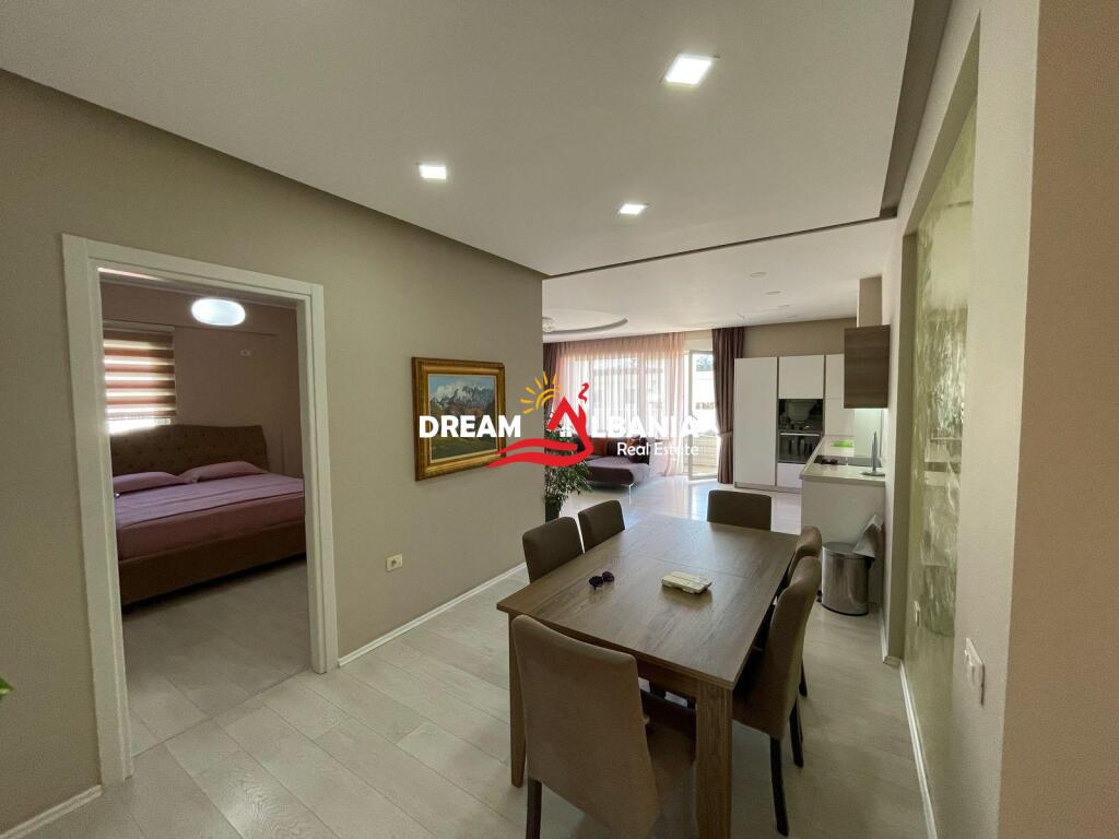 Jepet me qera apartament 3+1+2+verande dhe parkim i perfshire tek Liqeni i Thate, Kompleksin FZ (ID 4231446)