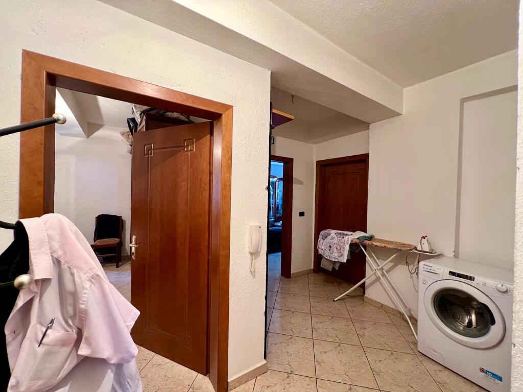 In vendita, Appartamento 2+1+Balcone, stadio ”Gjorgji Kycyku”- Pogradec.