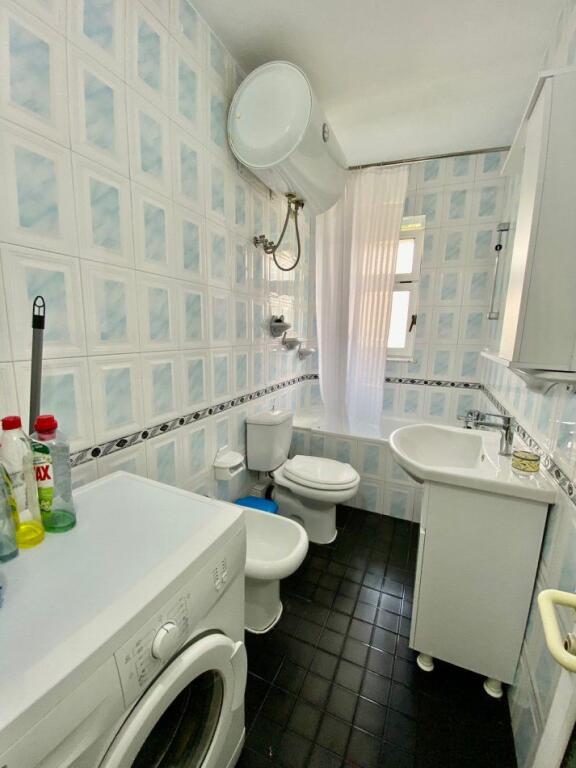 APARTAMENT ME QERA 2+1 QENDER 65.000 LEKE
