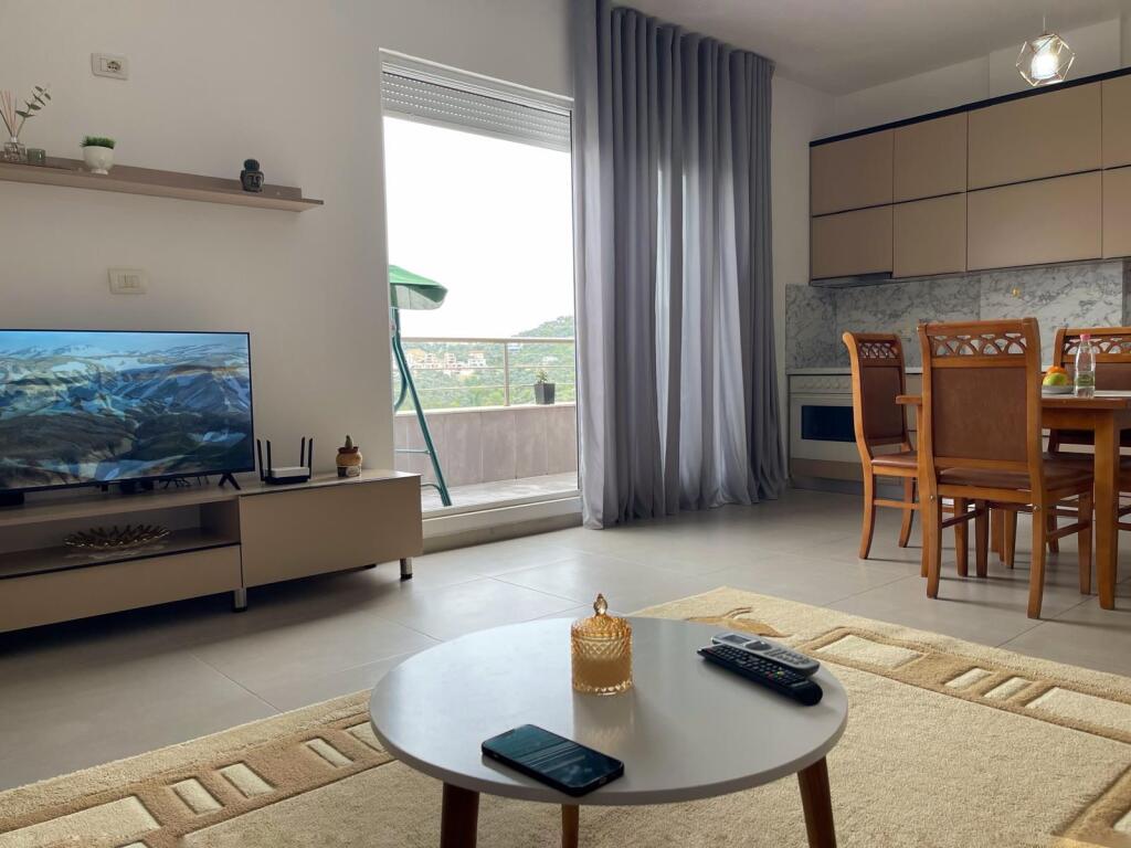 2+1, with furnished veranda, at the dry lake 700 euros
