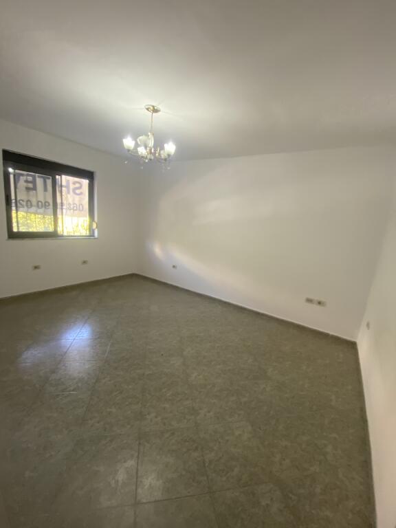 1+1, 4th floor existing building, in Ali Dem, 107,000 euros