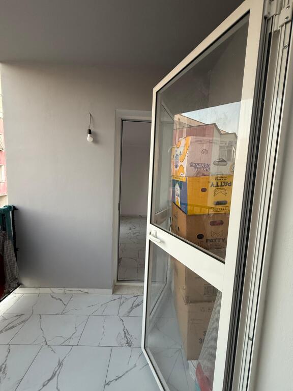 🏢Vendesi Appartamento 1+1+Balcone | 📍Via Haxhi Hysen Dalliu, Stazione del Treno | 💶163.000€