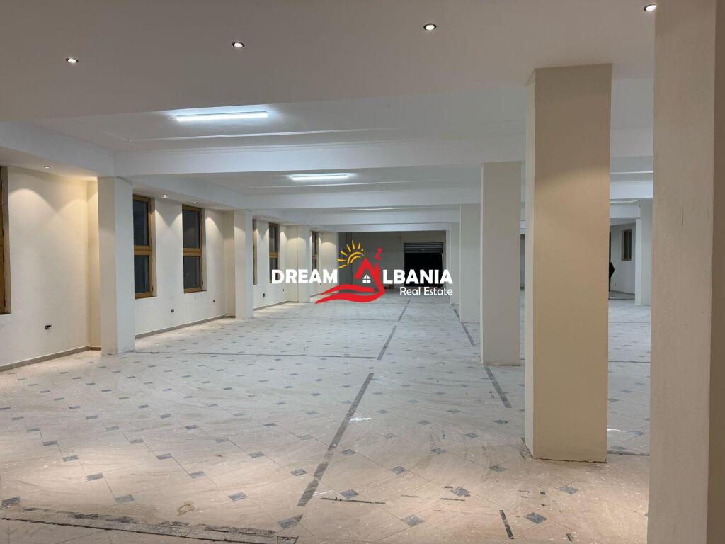 Edificio multifunzionale di 3 piani in affitto a Tufina (ID 4281294)