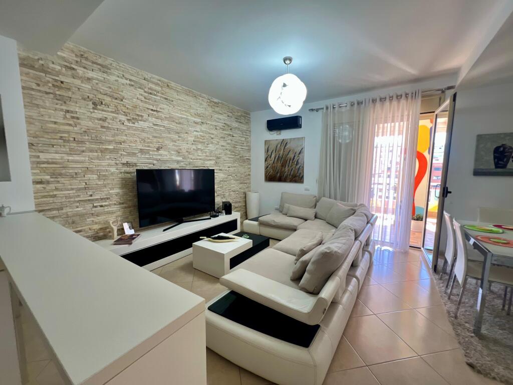 Penthouse For Sale on Vlore Boulevard - Skele