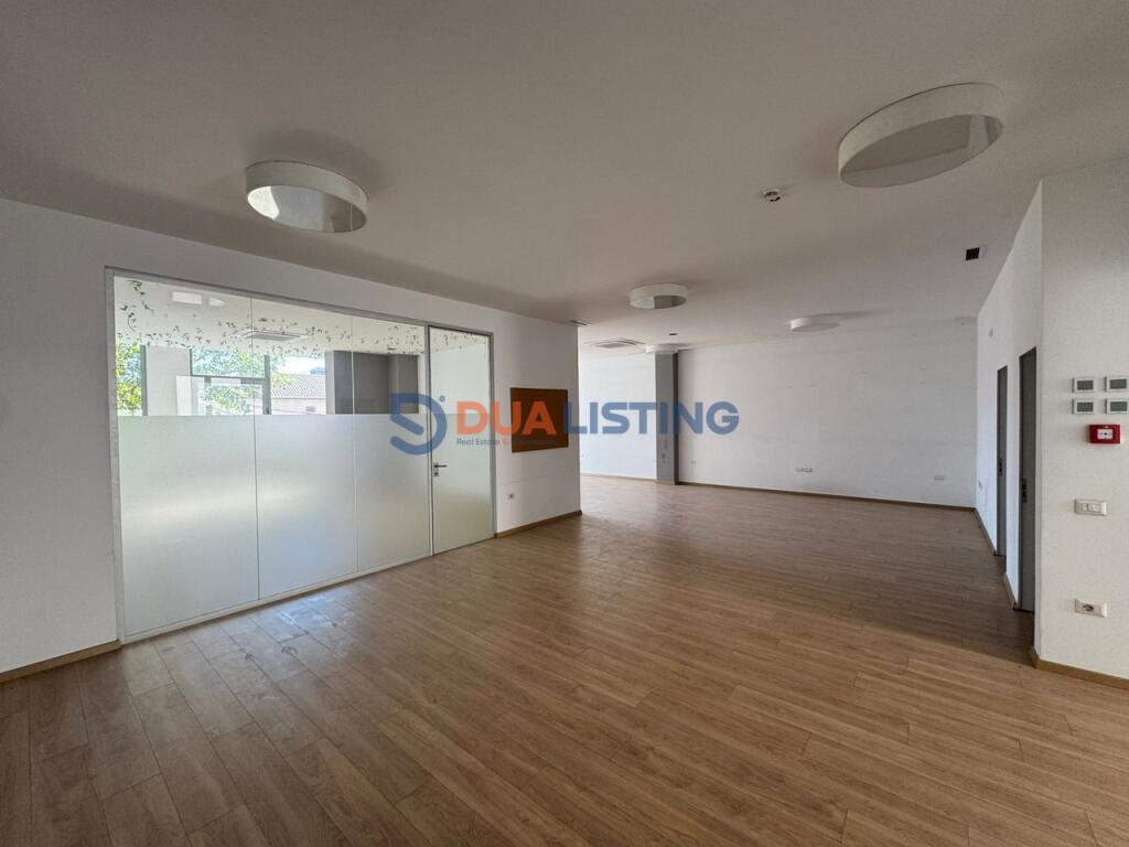 Office for rent 384m2 in Ali Dem!