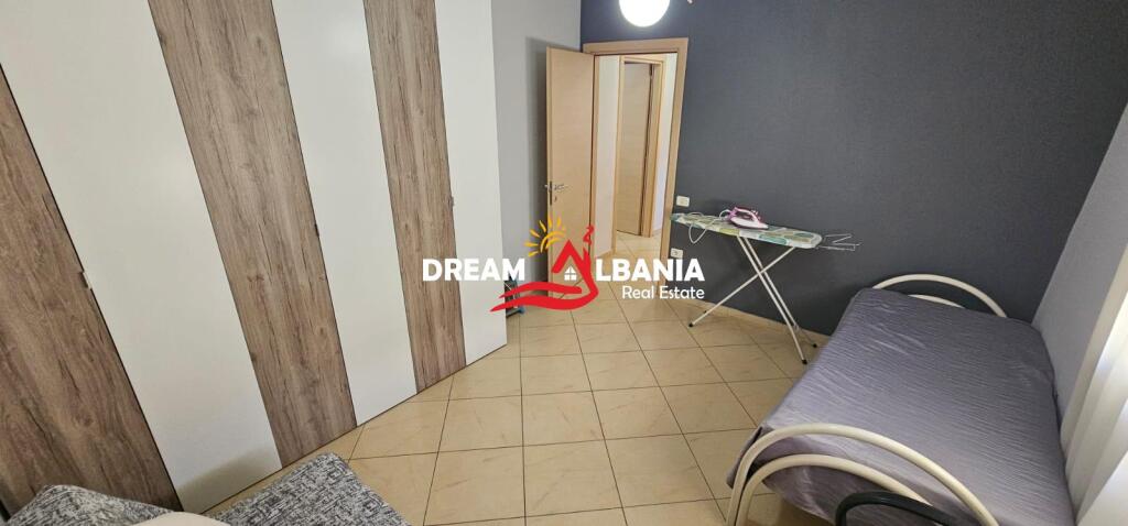 Jepet me qera apartament 2+1+2wc tek Kopshti Botanik (ID 42215395)