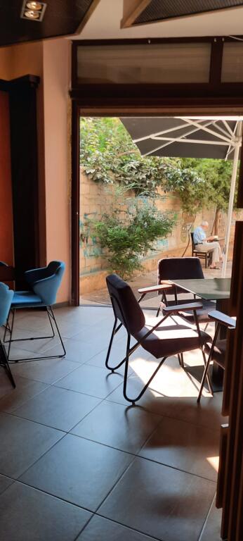 Locale in vendita in Via Barrikadave/370.000 euro