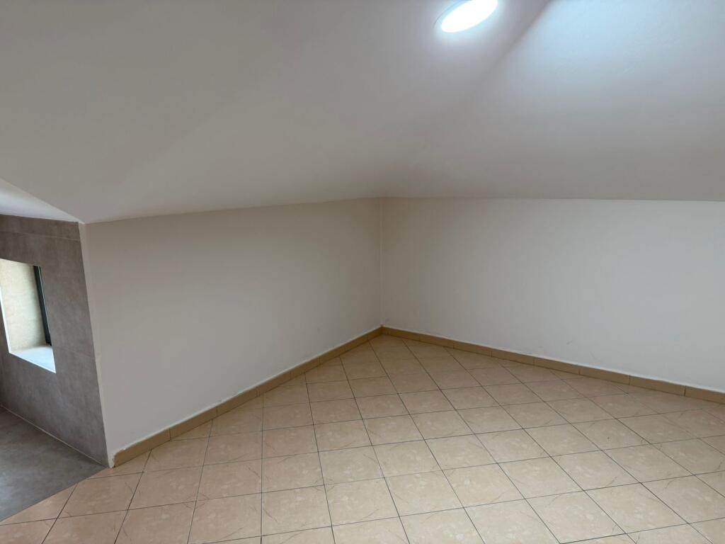 Penthouse 2+1+veranda in affitto