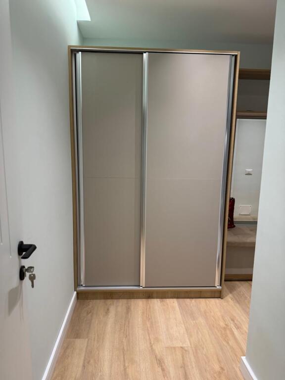 1+1,furnished,municipality of Paris in Oslo bar,price 700 euro