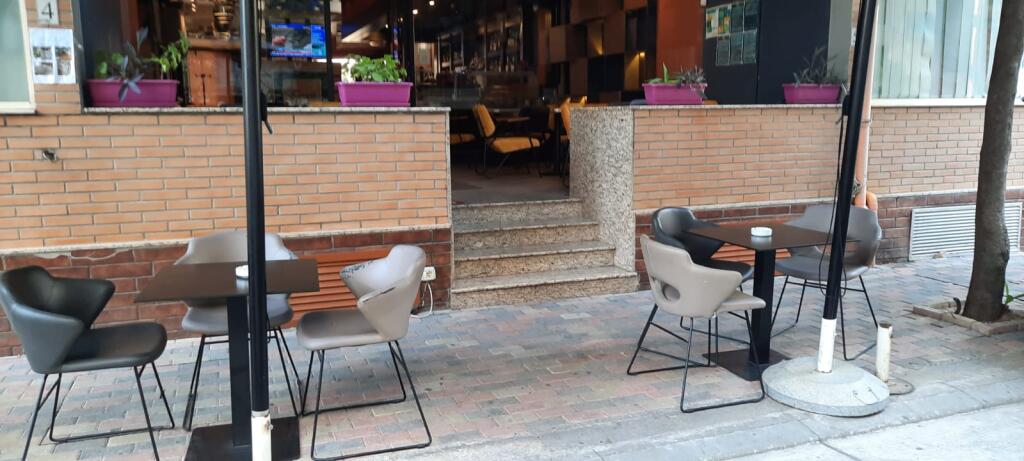 Locale in vendita in Via Barrikadave/370.000 euro