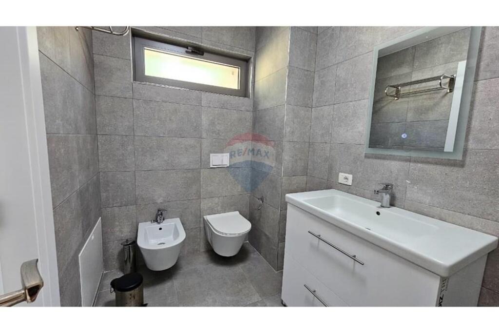 Vilë - Për Qira - TEG, Tiranë € 2,300