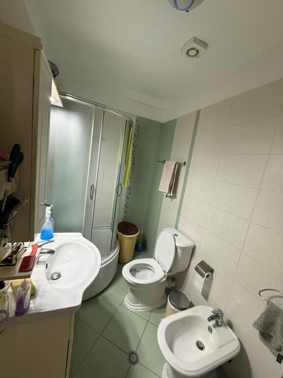 🏢Shitet Apartament 2+1+2 | 📍Liqeni i Thatë