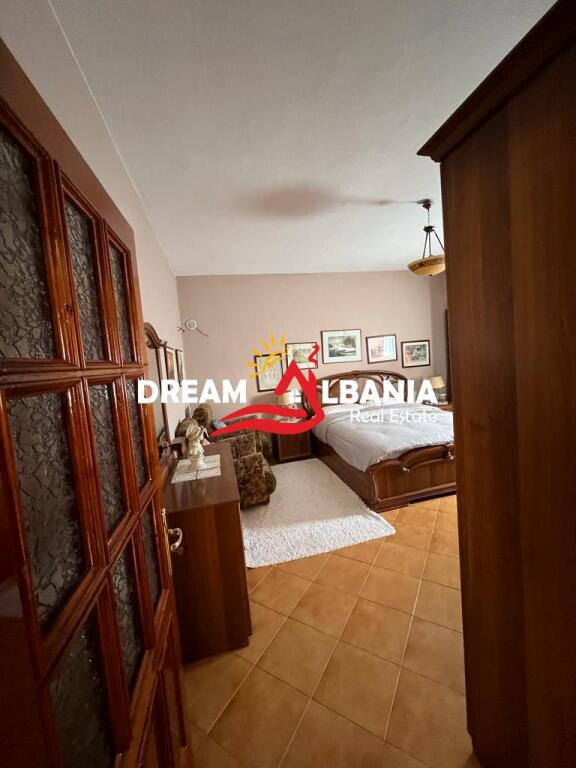 Shitet Apartament 2+1+Verande ne Laprake prane Kupoles, Tirane ID (41211464)