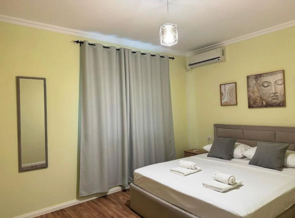 apartament me qira