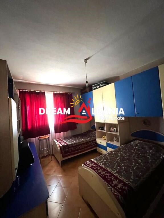 Shitet Apartament 2+1+Verande ne Laprake prane Kupoles, Tirane ID (41211464)