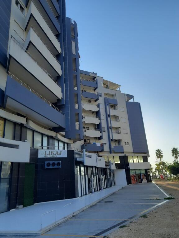 AFFITTASI APPARTAMENTO 1+1 AL LUNGOMARE