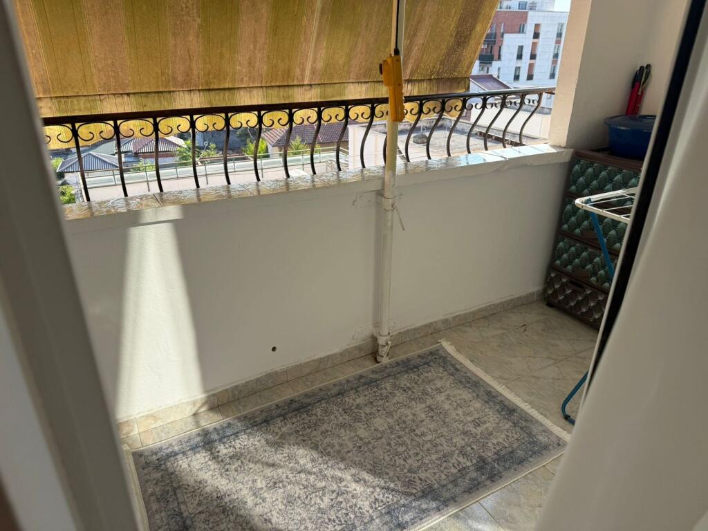 1+1,kat5 pallat ekzistues,shkolla cajupi,cmimi 550 euro