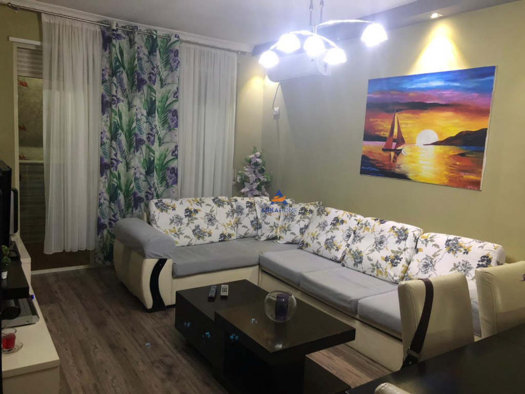 IN VENDITA APPARTAMENTO 2+1+BALCONE "PALLATET CABEJ, MISTO MAME" 110.000 EURO.