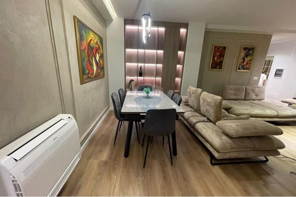 Appartamento 3+1 in affitto in Via Kavaja