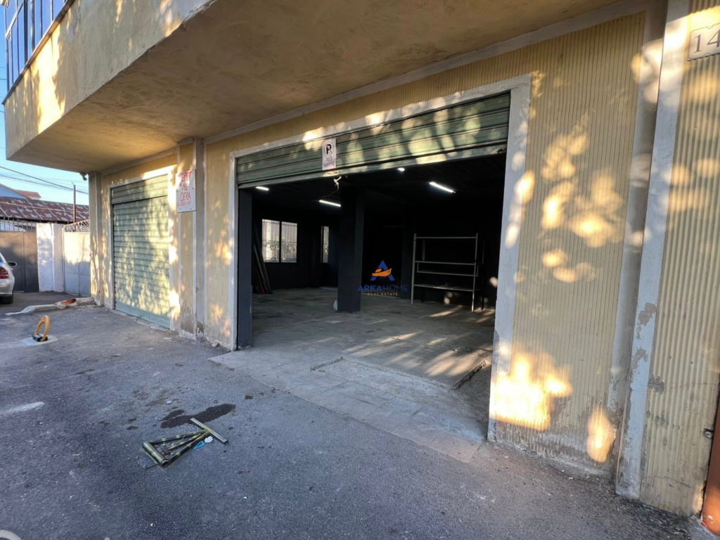 JEPET ME QERA MAGAZINË 120M2 "LAPRAKE" 900 EURO.