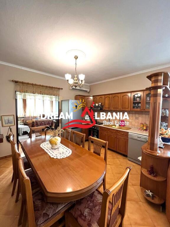 Shitet Apartament 2+1+Verande ne Laprake prane Kupoles, Tirane ID (41211464)