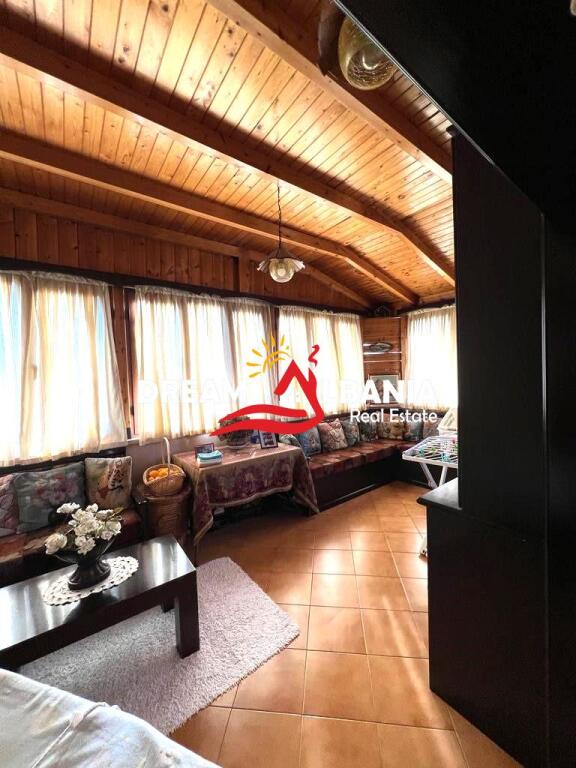 Shitet Apartament 2+1+Verande ne Laprake prane Kupoles, Tirane ID (41211464)