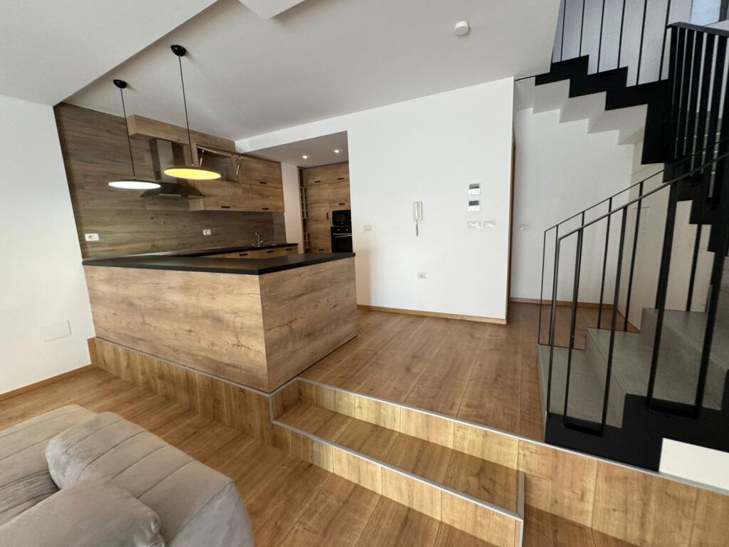 Super 2-Storey villa for rent near TEG (1500 Euro)