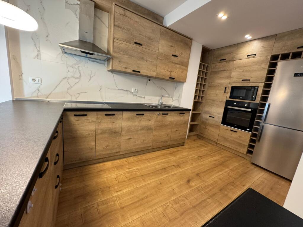 Super 2-Storey villa for rent near TEG (1500 Euro)