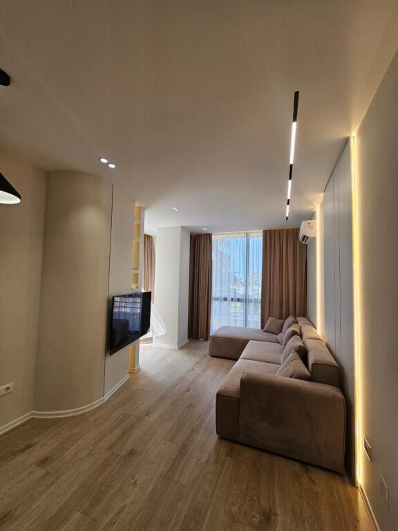 Ultra Appartamento 2+1+1wc/blocco in vendita,📍A 21-dhjetori (MARKET JOENA) | Prezzo: 238,000€