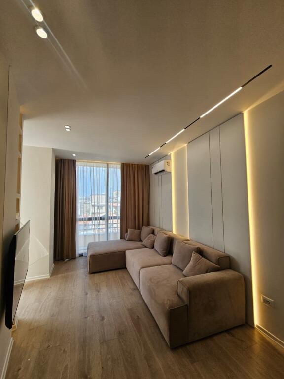 Ultra Appartamento 2+1+1wc/blocco in vendita,📍A 21-dhjetori (MARKET JOENA) | Prezzo: 238,000€