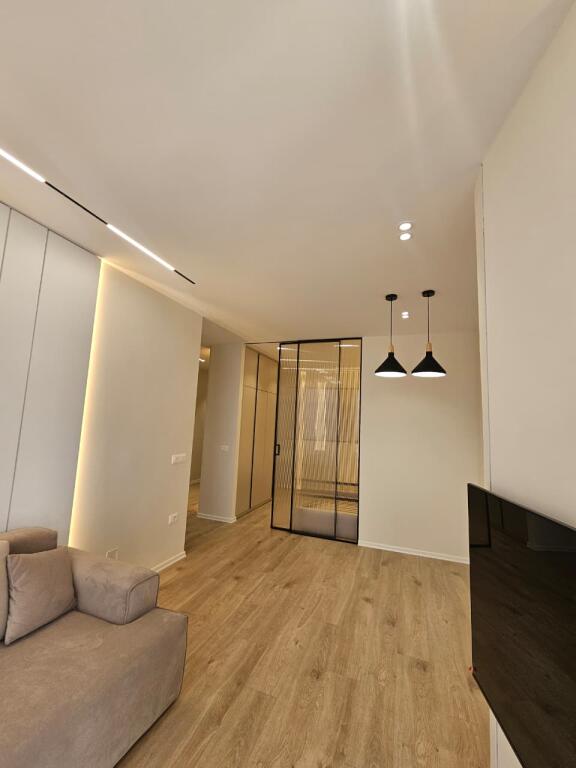 Ultra Appartamento 2+1+1wc/blocco in vendita,📍A 21-dhjetori (MARKET JOENA) | Prezzo: 238,000€