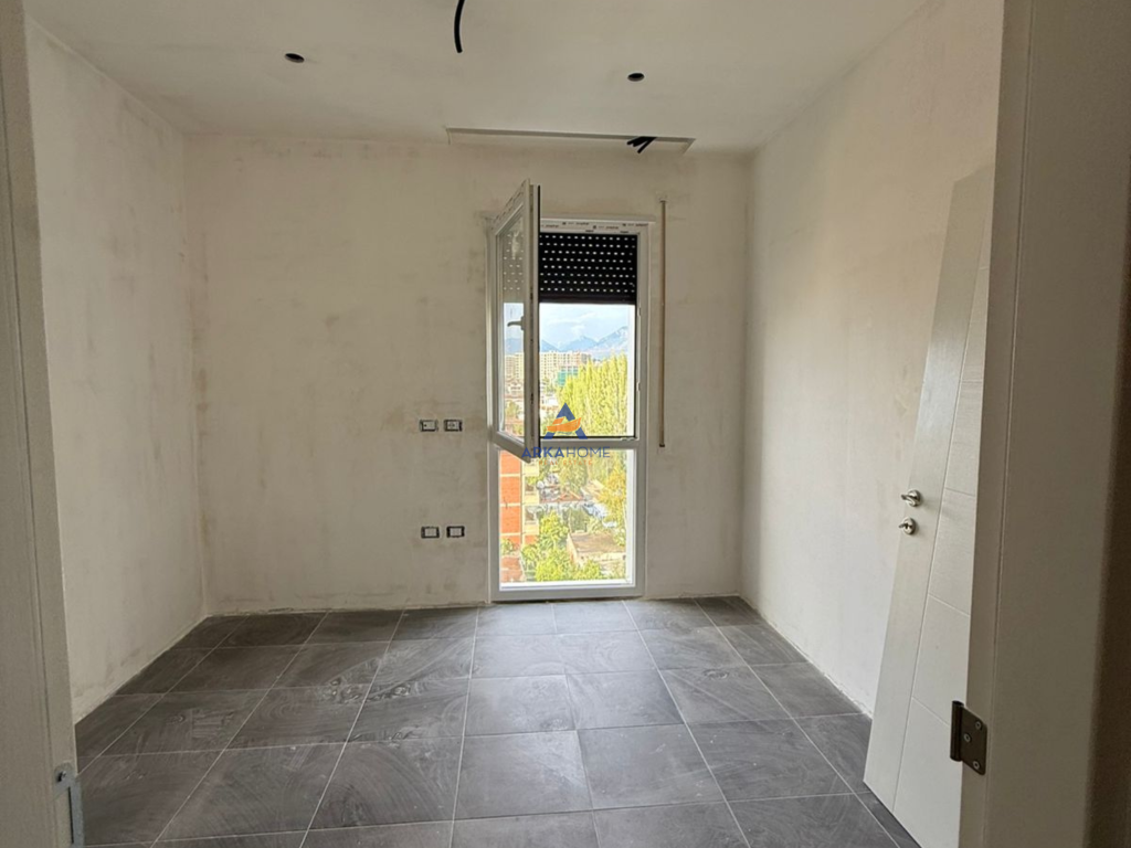 FOR SALE APARTMENT 2+1+BALCONY "NEW BOULEVARD" 180,000 EURO.(WITH PARKING).
