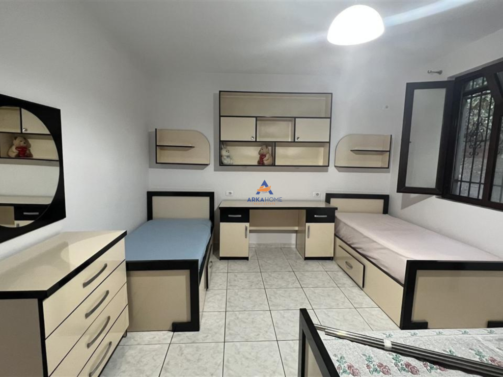 PRIVATE HOUSE FOR RENT 2+1 "KOMBINAT" 400 EURO.