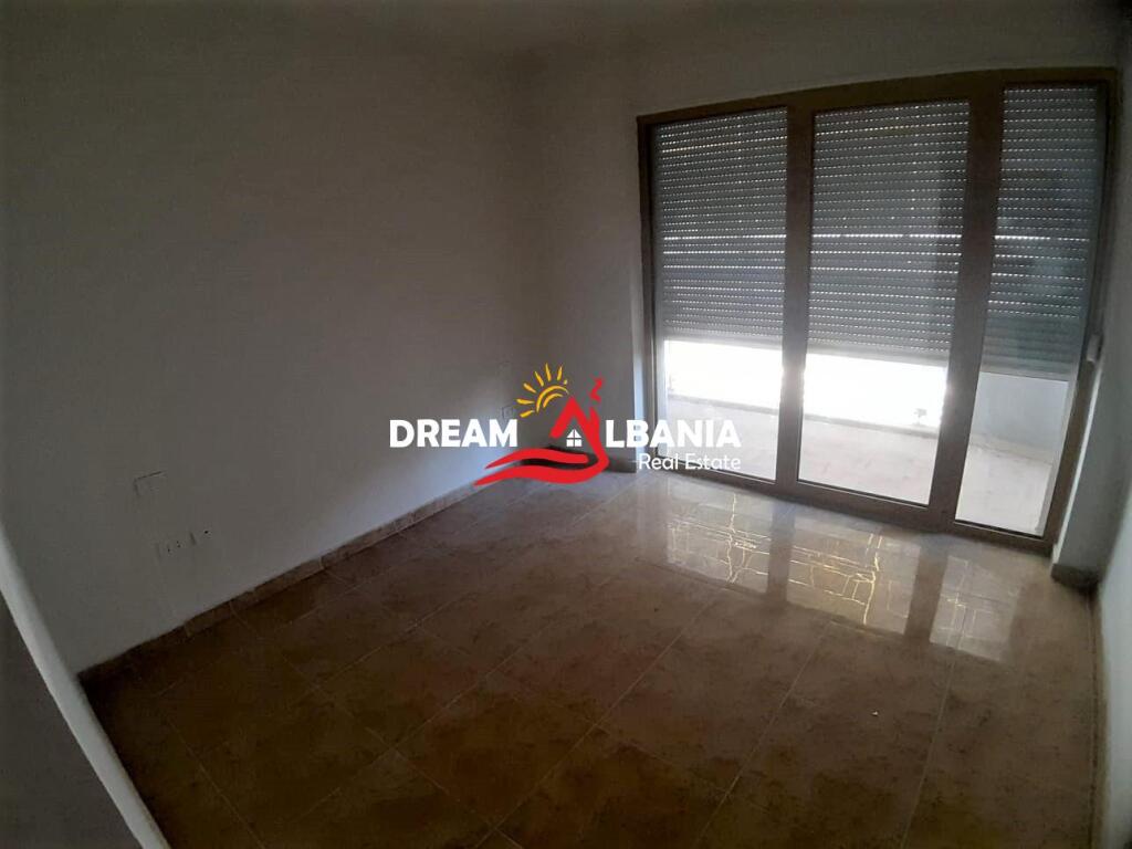 Apartament 2+1 ne shitje ne Bllok prane Sky Tower ne Tirane (ID 4121928)