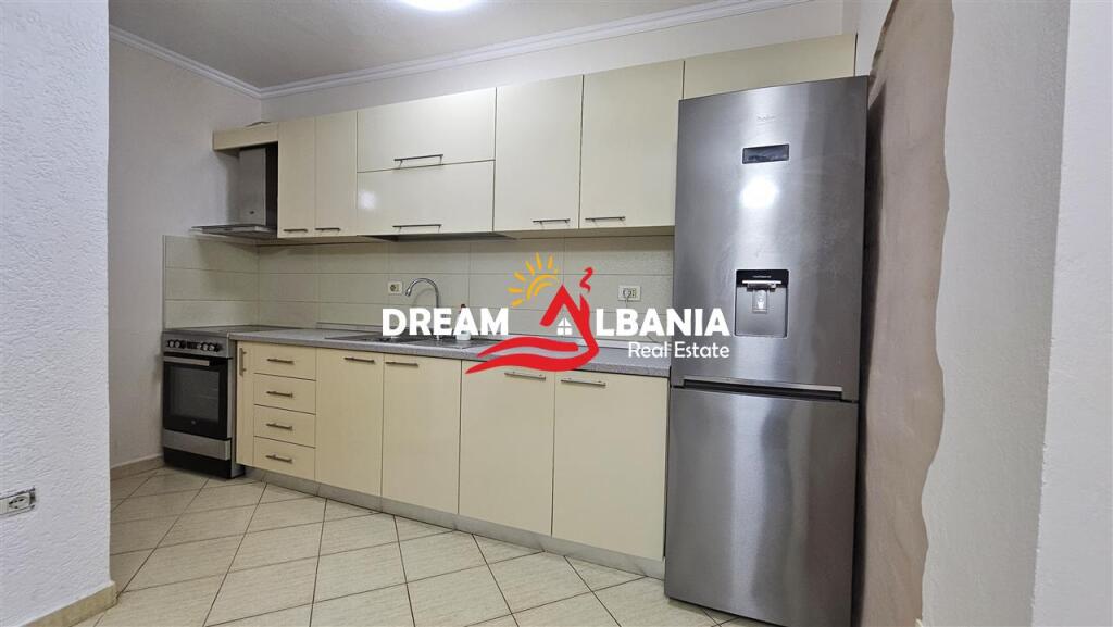 Jepet me qera apartament 2+1 tek rruga Ferit Xhajko, prane Spar (ID 4229399)