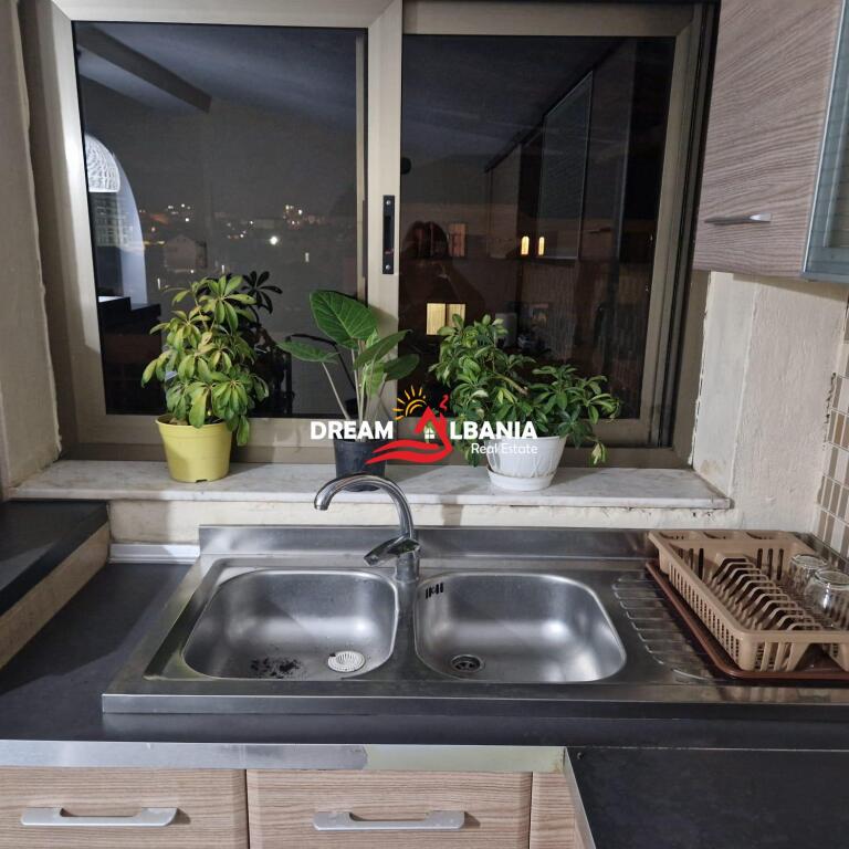 Appartamento in affitto 2+1+3Balconi Via Siri Kodra, a Tirana (ID 4231163)