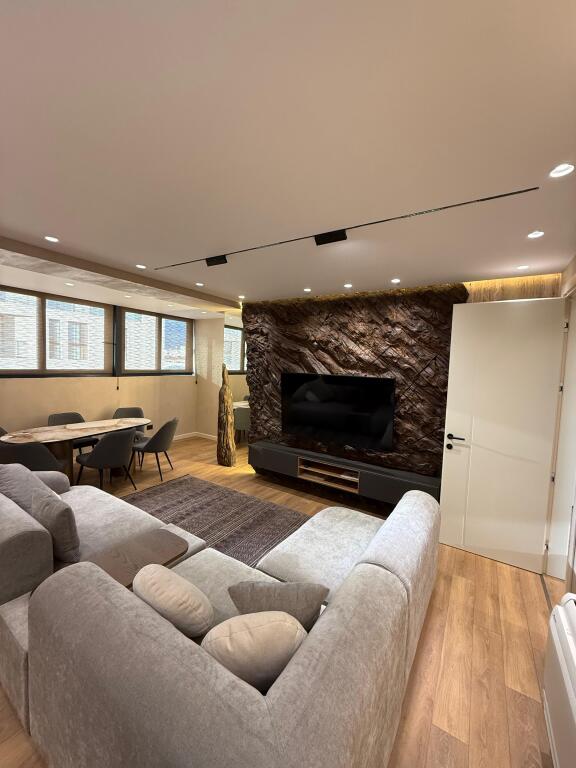 ✨Luxury 2+1 Apartment for Rent | 📍Durrës Street