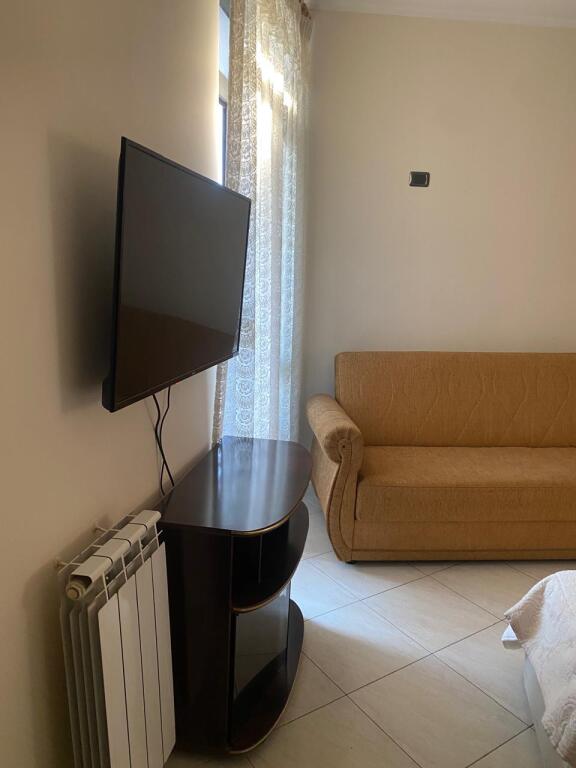 3+1,furnished at the 9 floors,price 1000 euros negotiable