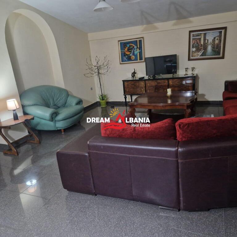 Appartamento in affitto 2+1+3Balconi Via Siri Kodra, a Tirana (ID 4231163)