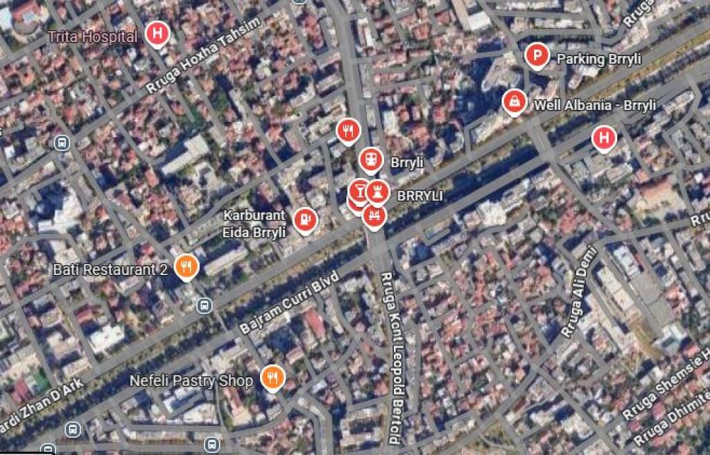 Dyqan ne shitje buze rruge tek Brryli prane Arditi Fisherman ne Tirane (ID 4171603)