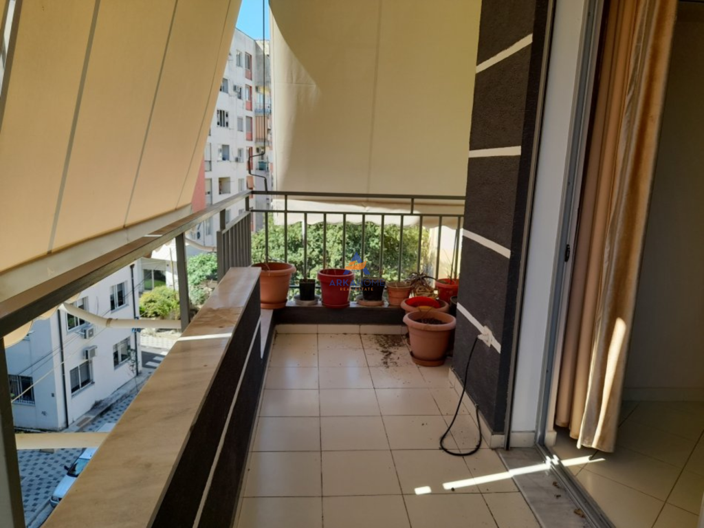 AFFITTASI APPARTAMENTO 2+1+BALCONE "VIA THESARI, FRESK" 500 EURO