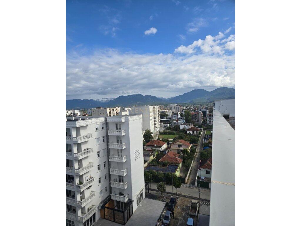 Shesim apartament 2+1 "Rruga 7 Marsi" Kamez! 107,000 €