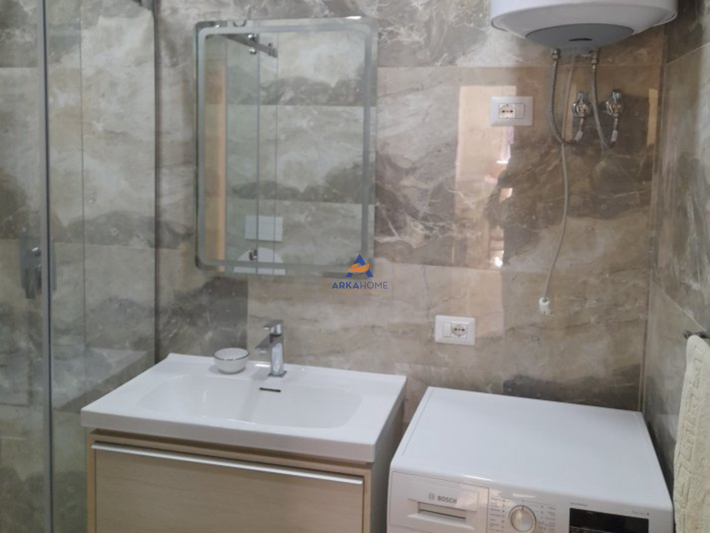 AFFITTASI APPARTAMENTO 2+1+BALCONE "VIA THESARI, FRESK" 500 EURO