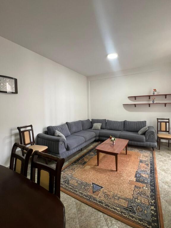 Apartament 3+1 Me Qira në Komunën e Parisit, Tiranë - 650€ | 100 m²