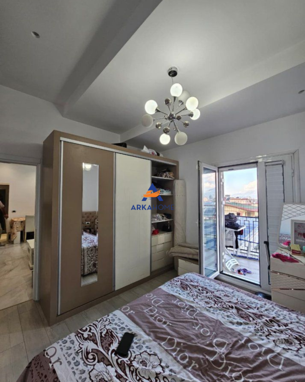 JEPET ME QERA APARTAMENT 1+1+BALLKON TE " RRUGA RRAPO HEKALI, KODRA E DIELLIT" 550 EURO (I DISKUTUESHEM)