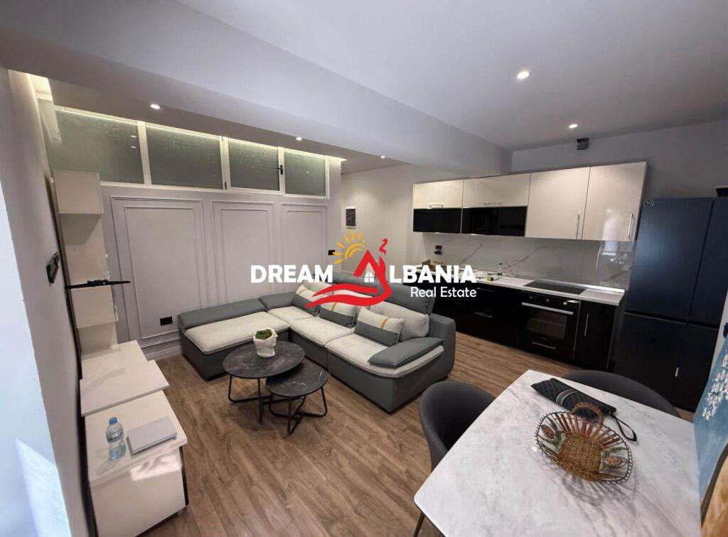 Apartament 2+1 me qera ne Rrugen Peti – Zona e Liqenit te Thate, Tirane (ID 42215401)
